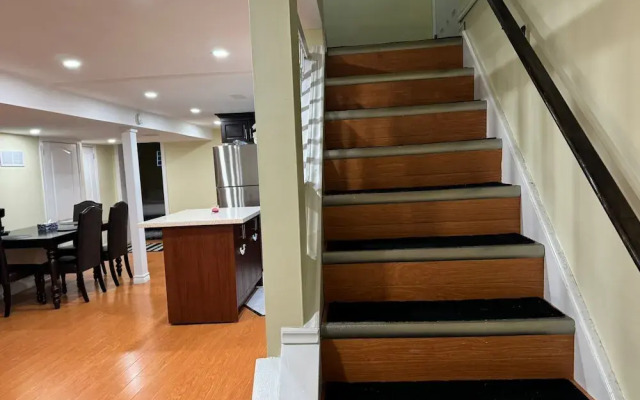 Comfy Basement Apartment in Toronto