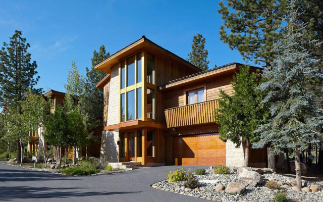 Obsidian Residence Club