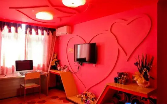 The first stop of Urumqi Theme Hotel