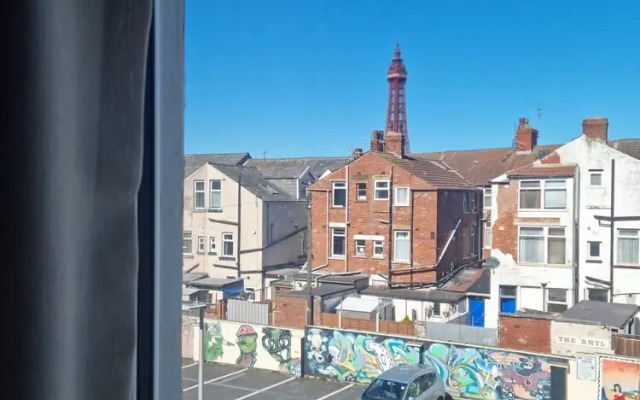 Palatine Court Holiday Flats