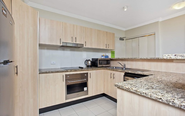Aqualine Apartments