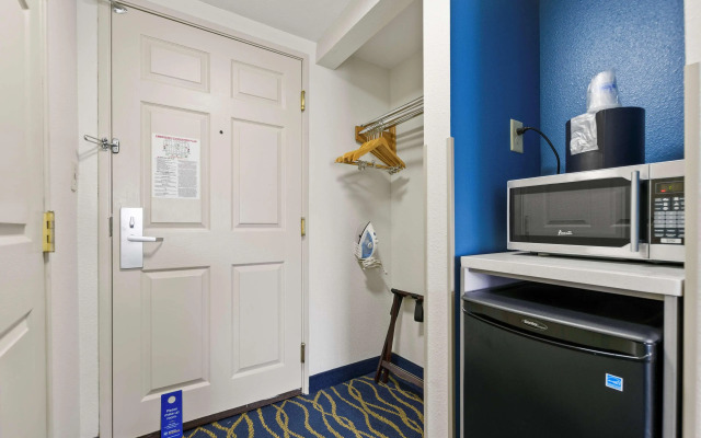 Best Western Plus Lake Lanier/gainesville Hotel & Suites