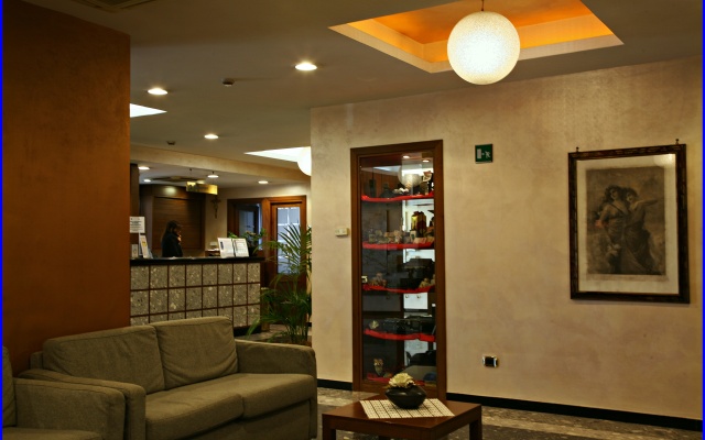 Hotel Meeting