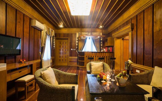 Hotel Shwe Pyi Thar