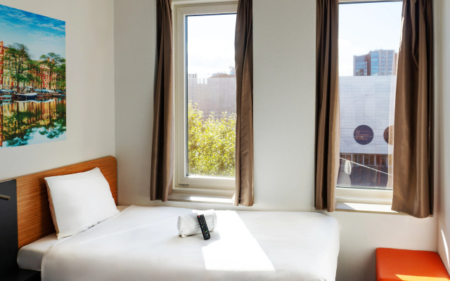 easyHotel Amsterdam Arena Boulevard