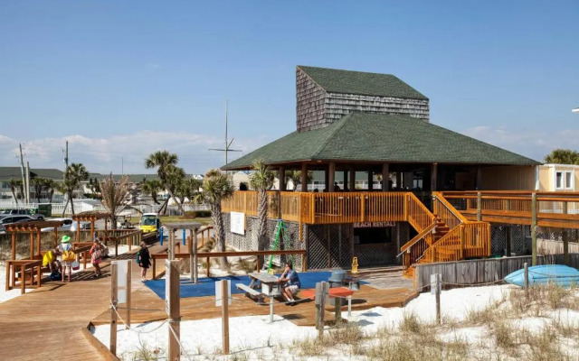 Sandpiper Cove Resort by Panhandle Getaways