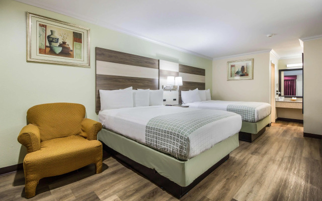 Americas Best Value Inn Columbus, TX