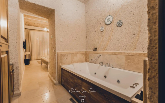 Nino Cave Suites