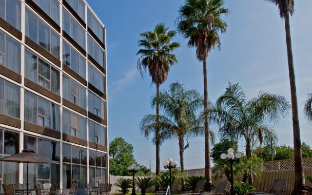 Wyndham Houston Hobby Airport
