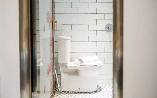 Sans Hotel Roxy Jakarta