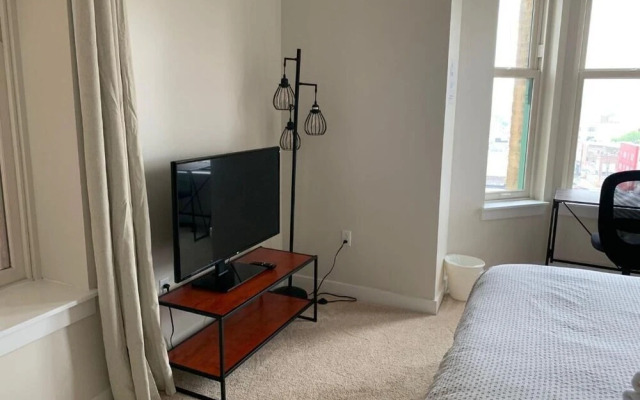 Divine Lorraine Apartment Hotel