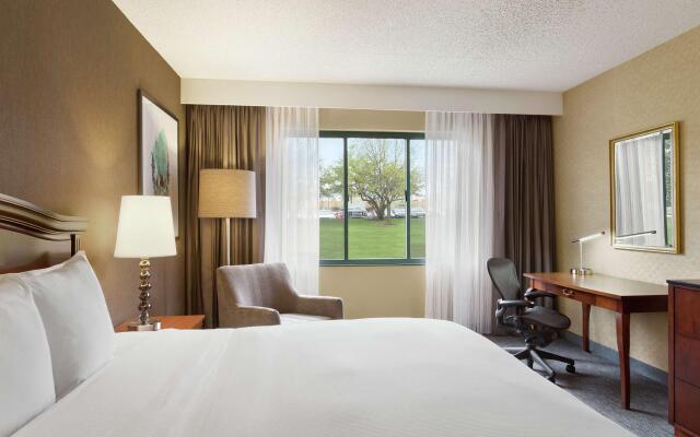DoubleTree by Hilton Detroit Novi