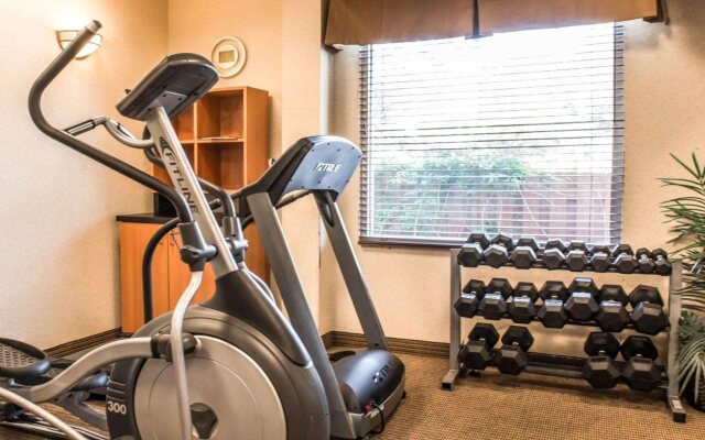 Comfort Inn & Suites