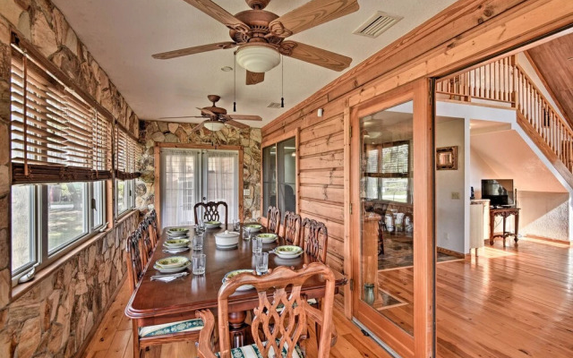 40-acre Farm w/ Animals & Fishing in Sebring!