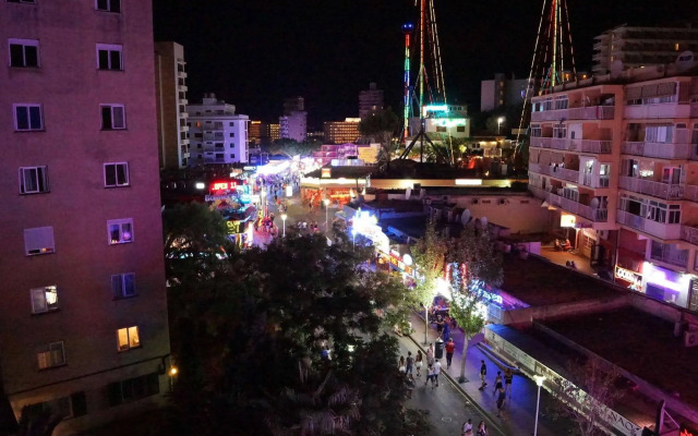 Nightlife Apartments