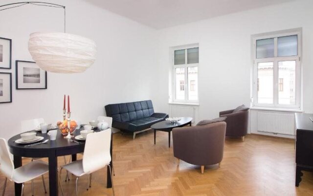 Central Vienna-Living Premium Suite