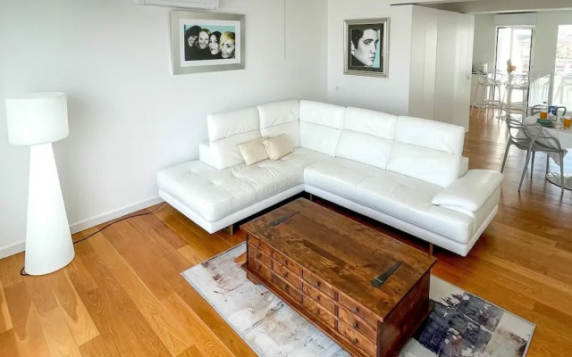 Penthouse Triplex com Jacuzzi T3 HsR Vilamarina