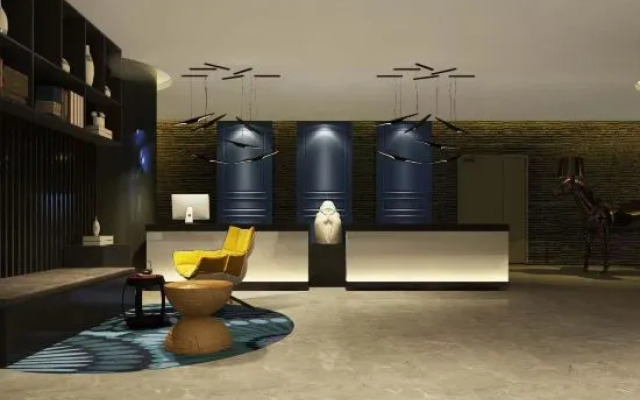 Guangzhou Sun Yat-sen University First Hospital Dongshankou Subway Yumi Boutique Apartment