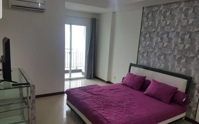 4 Bed Condo Sleeping by The Sea