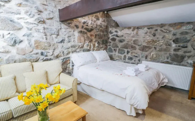 Waterfall Cottage
