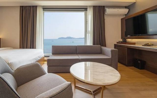 Stubborn Hotel