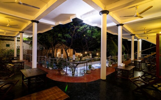 Arugambay Resort