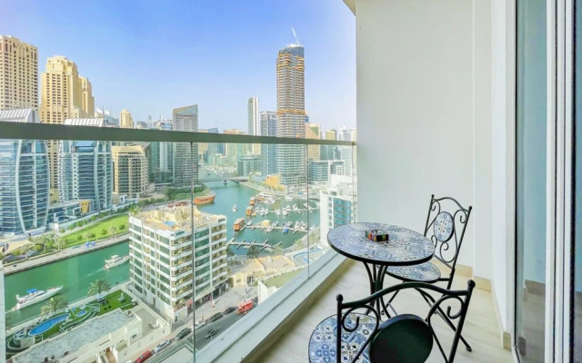 Bnbmehomes Beautiful Lake View Studio Near Marina