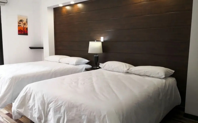 Burbi Lake Lodge Monteverde