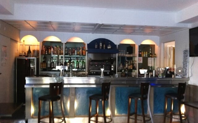 Blue Hotel