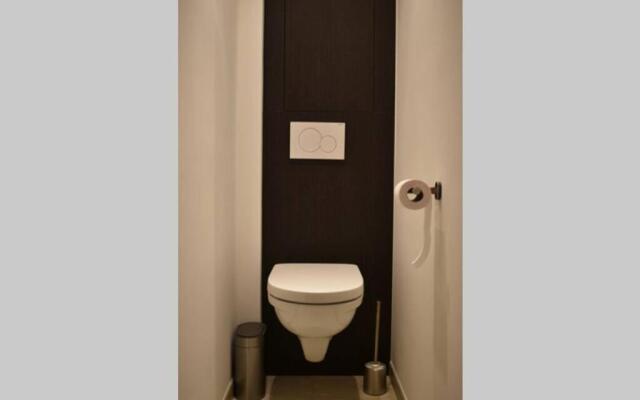 Vernieuwd appartement op 200m van de zee