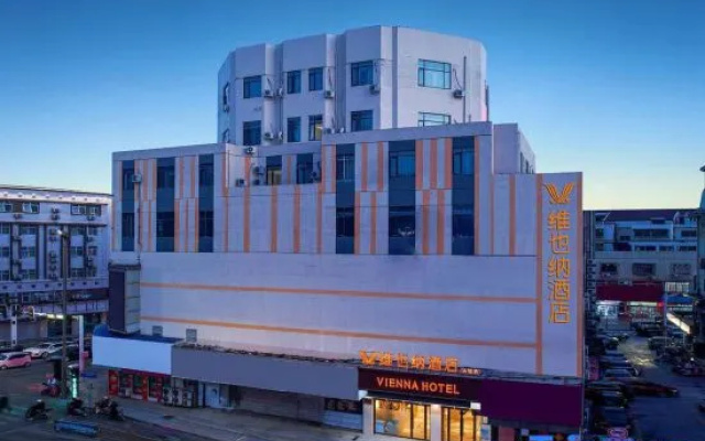 Vienna Hotel (Taixing Tongzhu Garden Drum Tower Wuyue Plaza Store) – Exterior – Taizhou