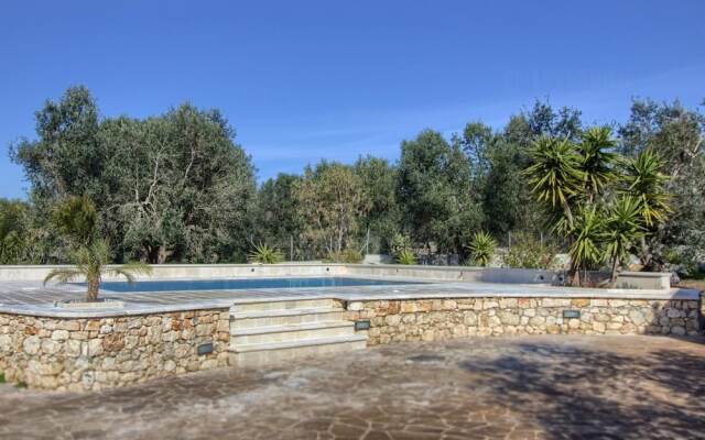 Cavaliere Lovely Pool Home