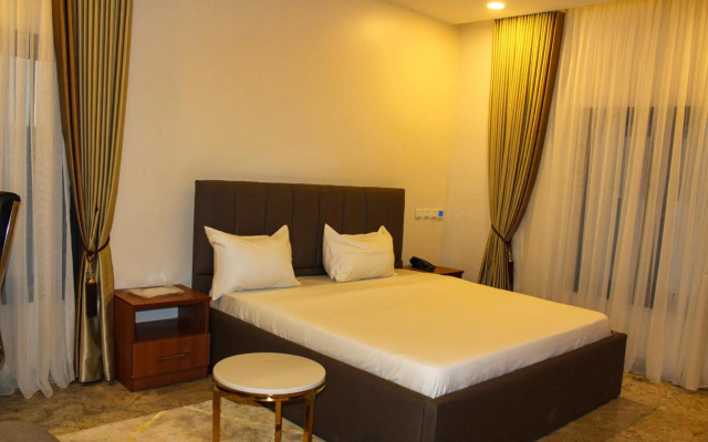 Fahrenheit Apartments