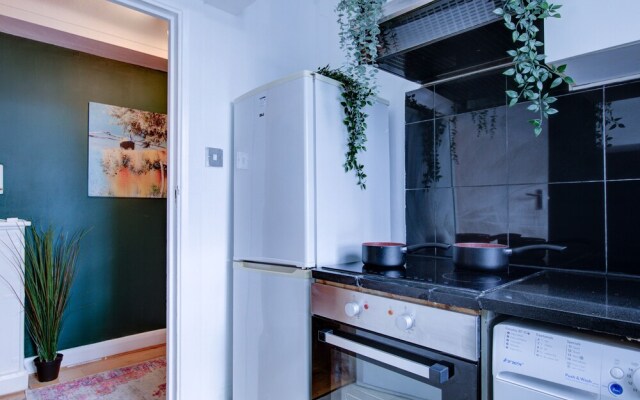 Hyde Park Private Family Apartments