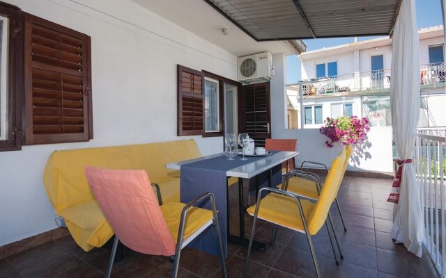 Stunning Home in Vodice With Wifi and 2 Bedrooms