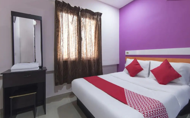 OYO 90296 Red Orange Hotel Port Klang