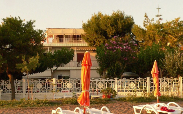 Pansion Akrogiali