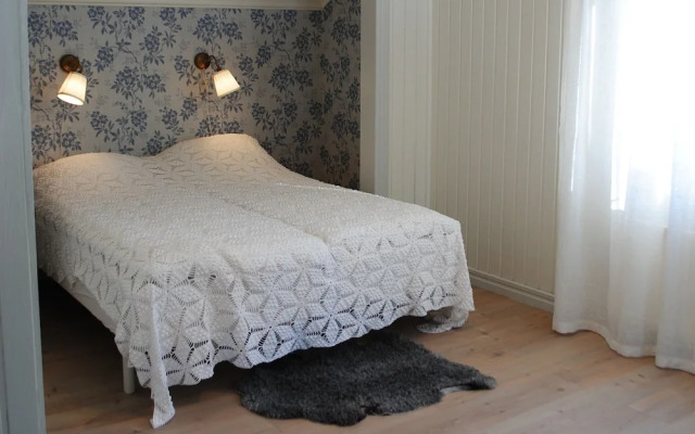 Anfasteröd Gårdsvik