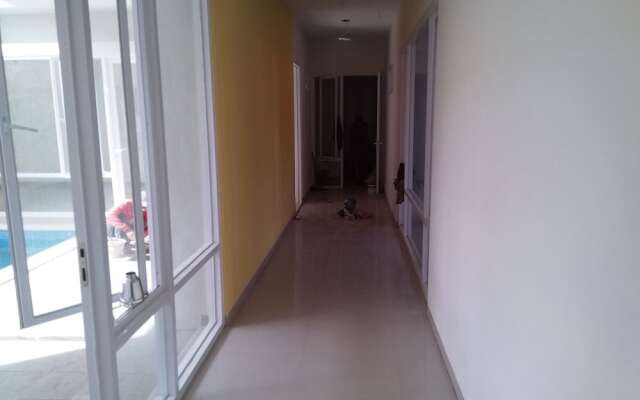 OYO 2352 Omah Manis Taman Siswa Syariah