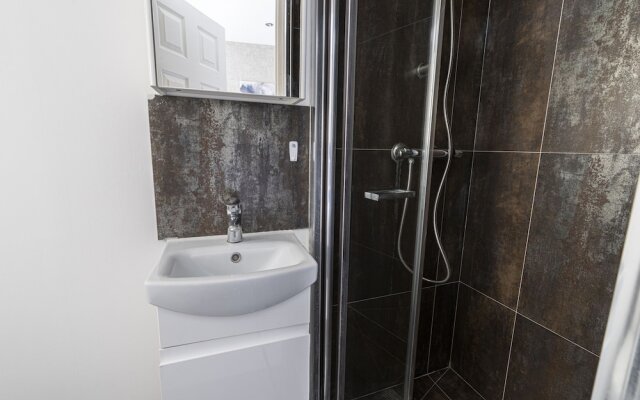 Marble Arch Apartments