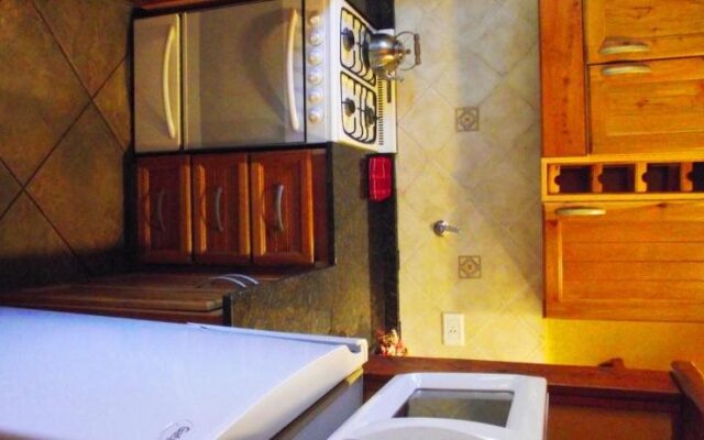Solar De Las Araucarias Aparts Y Bungalows