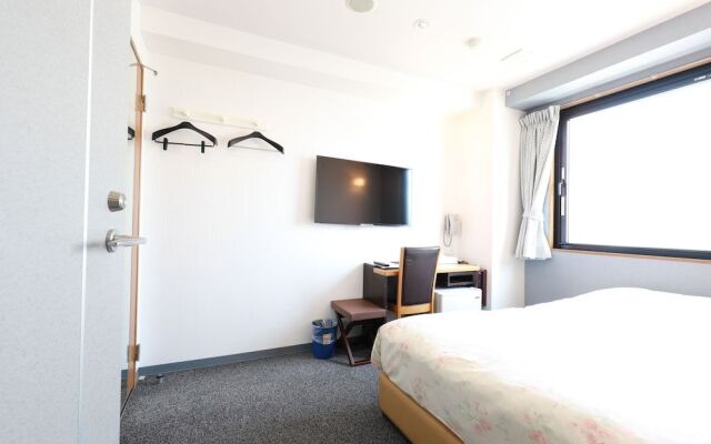 Toyama Town Hotel 24