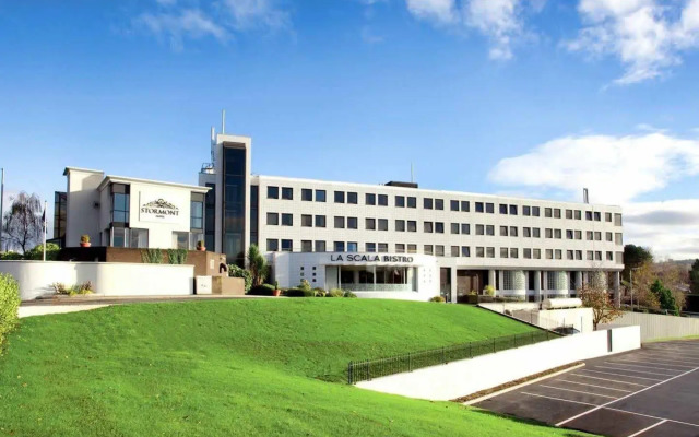 Stormont Hotel