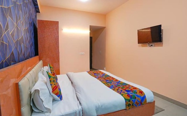 FabHotel Red Roof Residency