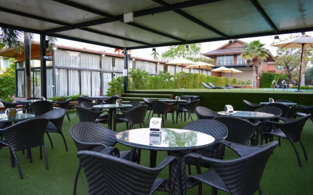 The Grace Amphawa Resort