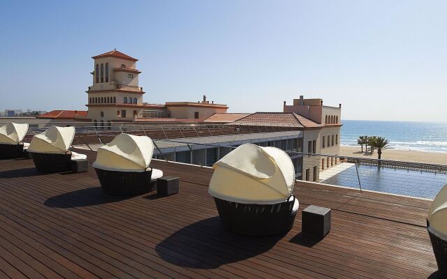 Le Meridien Ra Beach Hotel & Spa