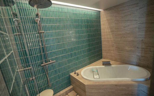 The Aoyama Grand Hotel