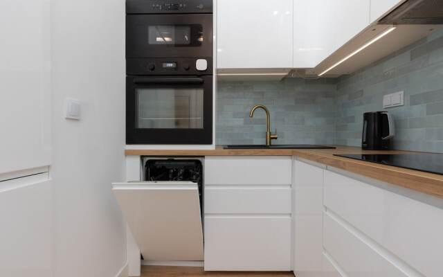 Studio Wola With Parking by Renters