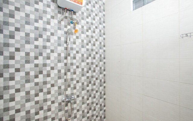 Linn's Family Residence by OYO Rooms