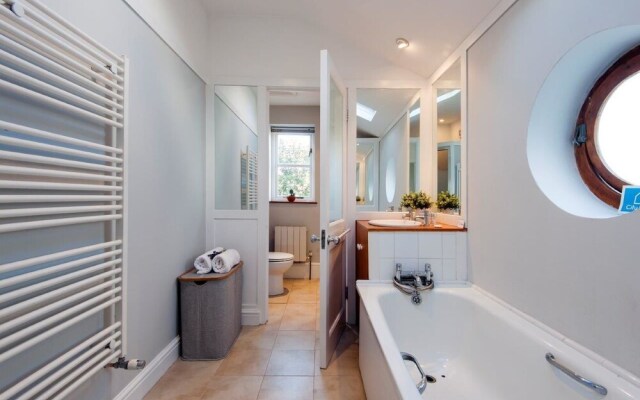 The Loft Wimbledon Retreat - MAO